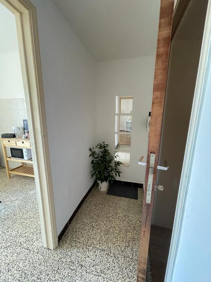Appartement dans un beau quartier à Anderlecht Bruxelas Exterior foto